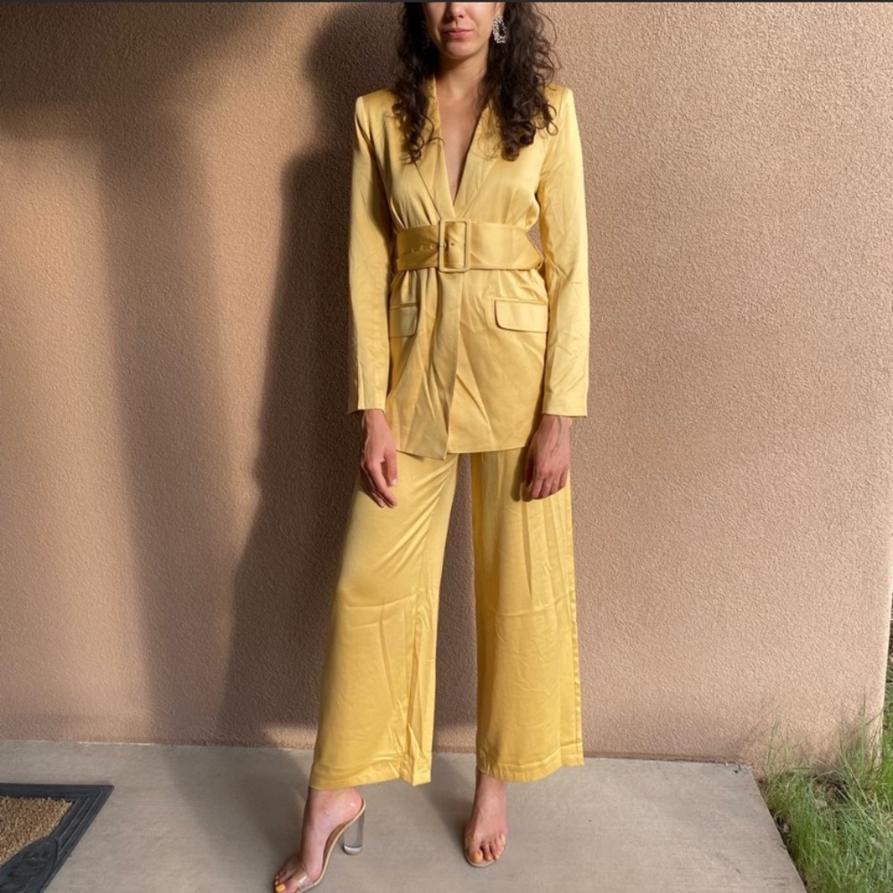 Danielle Bernstein Yellow Matching suit set